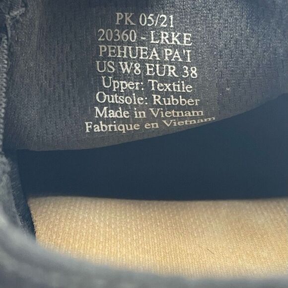 OluKai Pehuea Pa’i Black Slip On Sneakers - Women’s US size 8 EU 38 - Picture 11 of 11